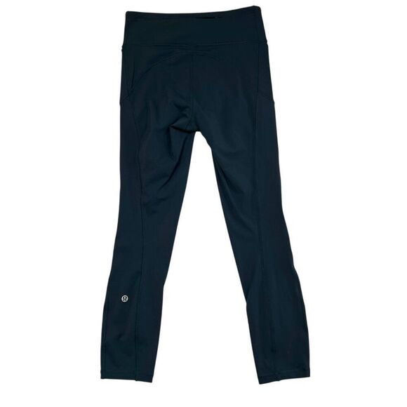 Lululemon Final Lap Crop 23' Inseam Midnight Navy Size 6 - Picture 2 of 7